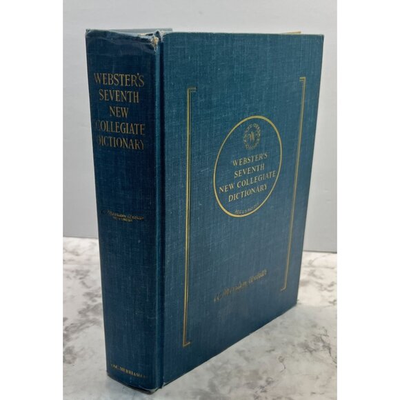 Vintage 1967 Websters Seventh New Collegiate Dictionary Hardcover Blue with Gold - Picture 16 of 16